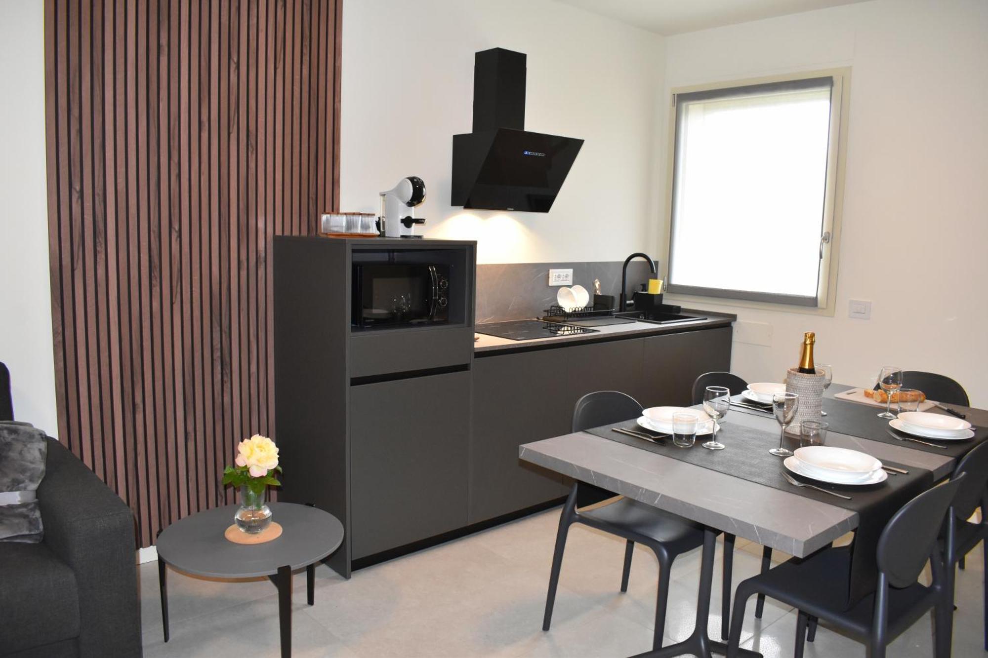 Baia Delle Rose Via Roma 111 Apartment Costa Volpino Cameră foto