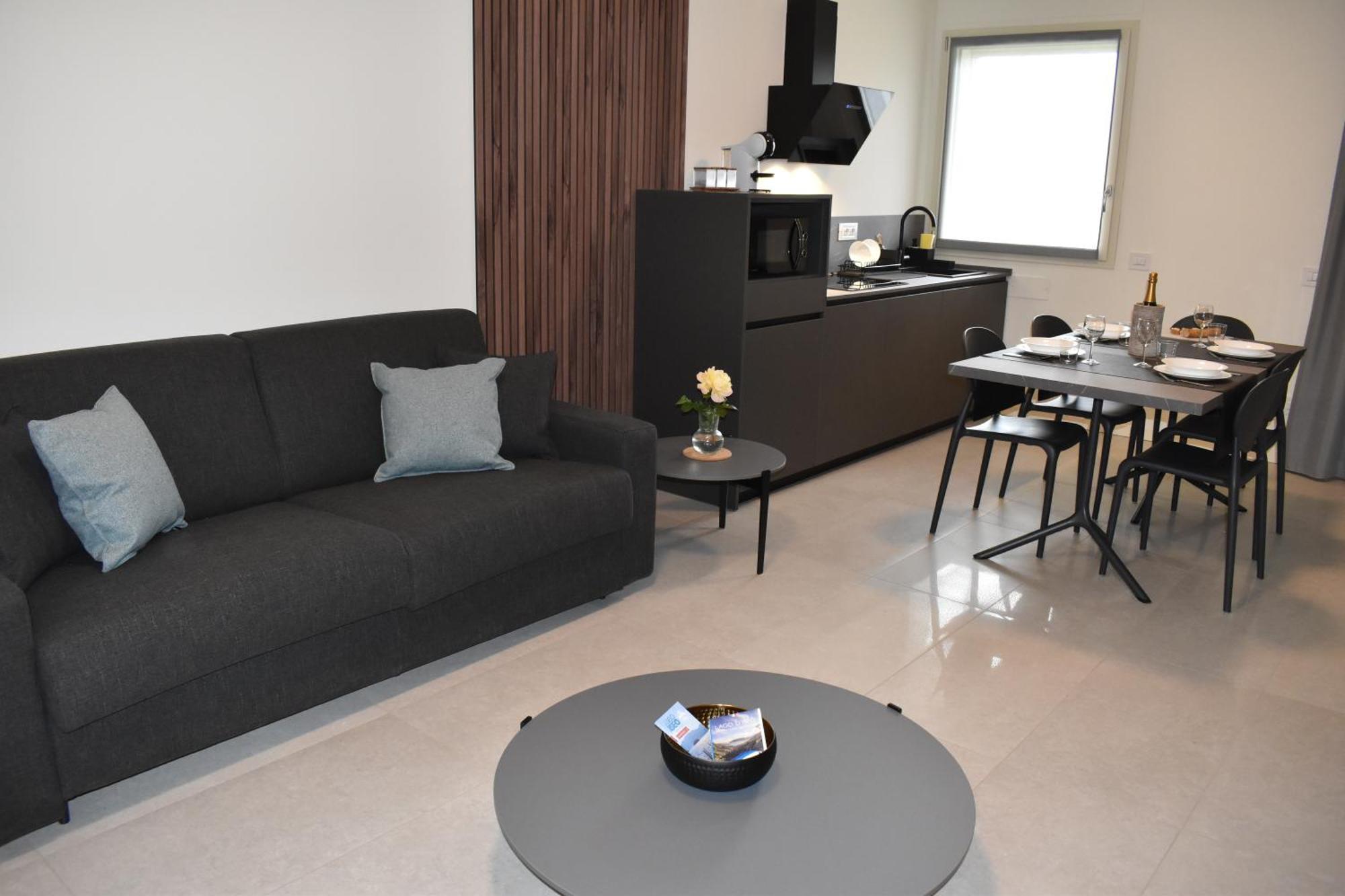 Baia Delle Rose Via Roma 111 Apartment Costa Volpino Exterior foto