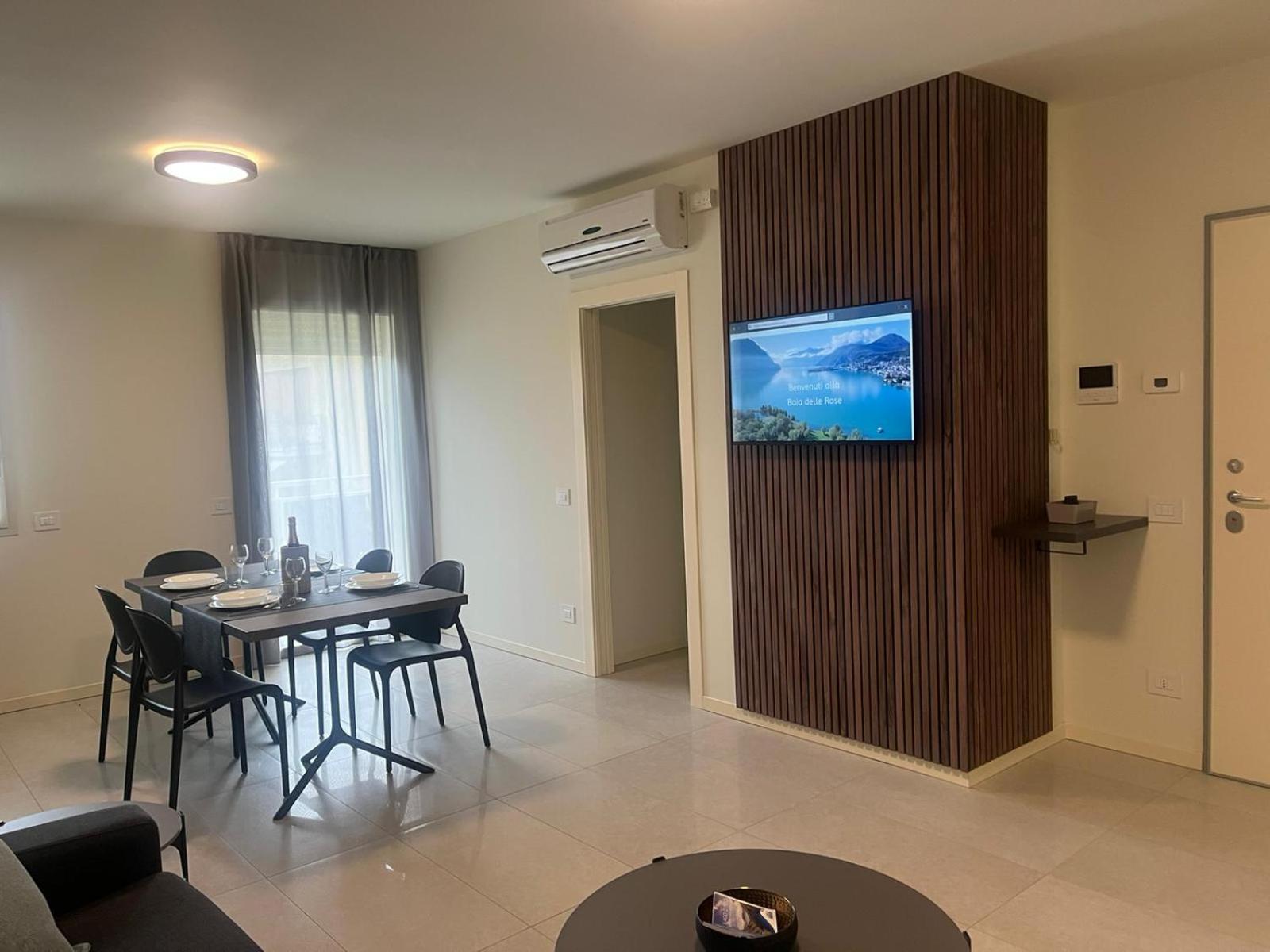 Baia Delle Rose Via Roma 111 Apartment Costa Volpino Cameră foto
