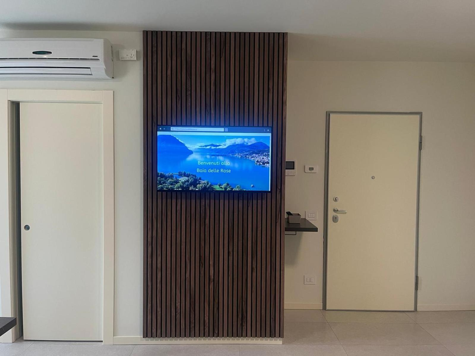 Baia Delle Rose Via Roma 111 Apartment Costa Volpino Cameră foto